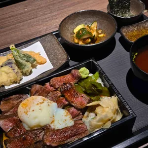 오쓰세이로무시 사진