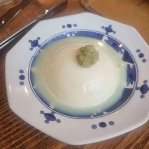 모모네이층집 사진