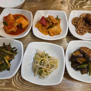 구이랑 찌개랑 사진