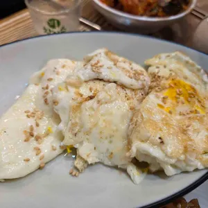 구이랑 찌개랑 사진