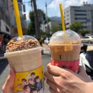 메가커피 사진