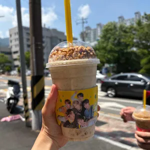 메가커피 사진