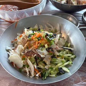 돌고래횟집 사진