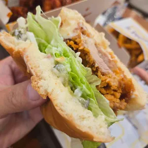 맘스터치 사진