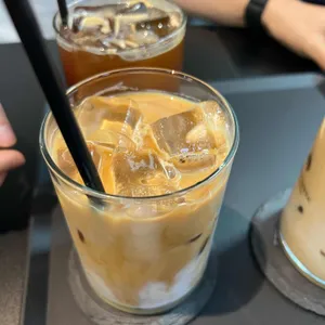 아카루이 커피 로스터스 사진