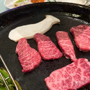 꾸석지돌판한우 사진