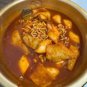 럭키네떡볶이 사진