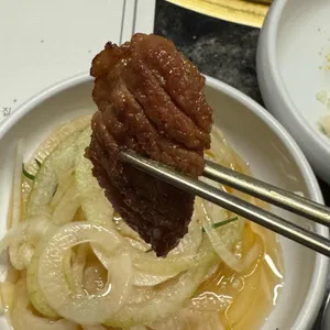 금돈옥 사진