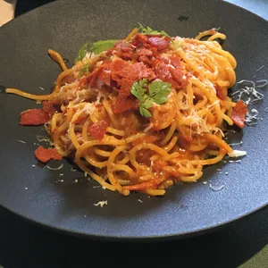 구스토 사진