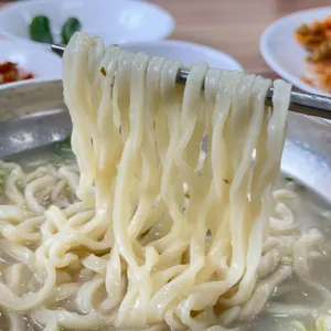 몬스터 돈까스 뼈칼국수 사진