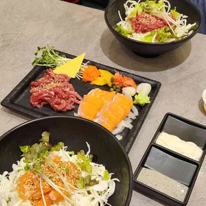 육회바른연어 사진