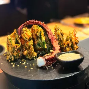 리파인 사진