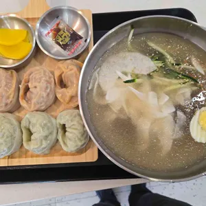 천수냉면 사진