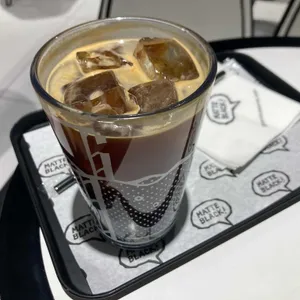 매트블랙 사진