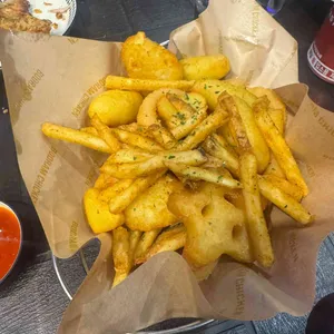 보드람치킨 사진