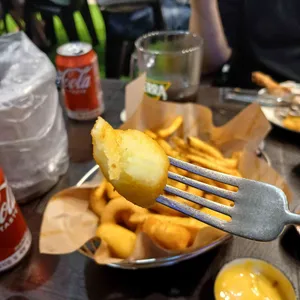 보드람치킨 사진