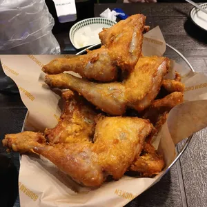 보드람치킨 사진
