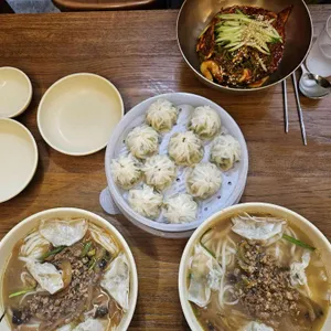 명동교자 사진