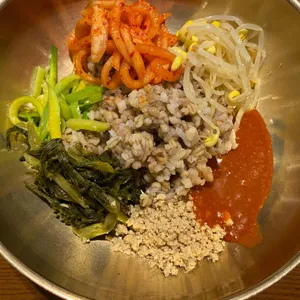 봄이보리밥 사진