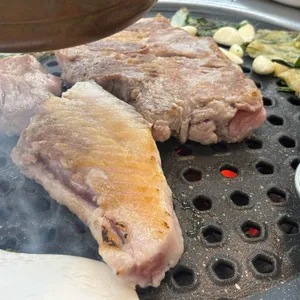 동방축산 사진