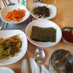 채담 사진