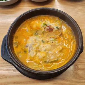 더진국 수육국밥 사진