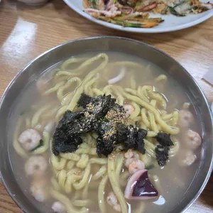미가칼국수 사진
