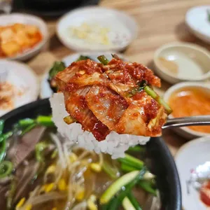 시골장터국밥 사진