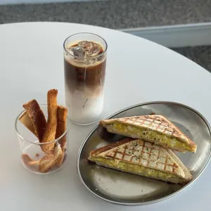 함니 사진