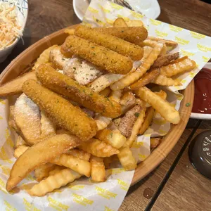 썬더치킨 사진