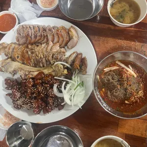 허브족발 사진