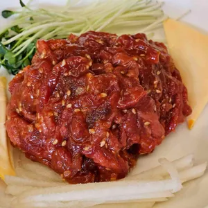 육회바른연어 사진