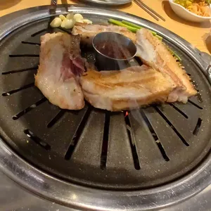 맛있는 고기에 솜씨를 더하다 사진