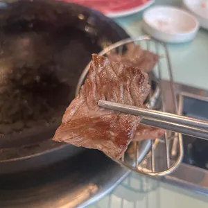 꾸석지돌판한우 사진
