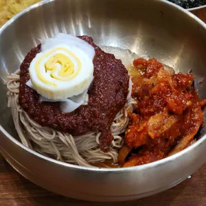 뱅뱅 막국수 사진