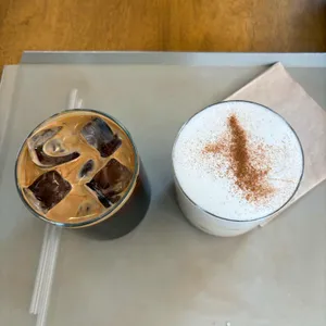 던모스 사진 1