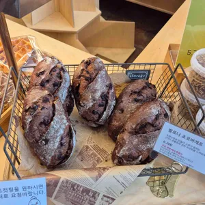 뚜쥬루 빵돌가마마을 리뷰 사진