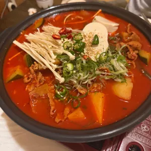 골방에서 사진