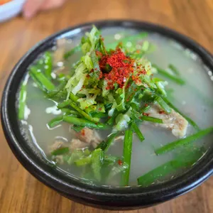 옛날돼지국밥 사진
