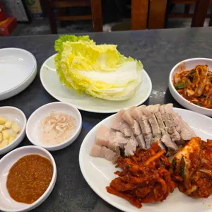 훼미리손칼국수 사진