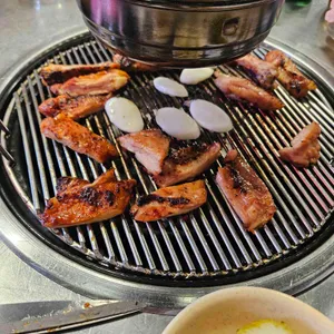 춘천숯불닭갈비막국수 사진