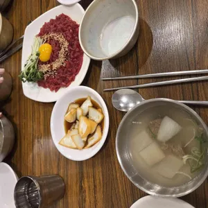 통큰누이네 육회빈대떡 사진