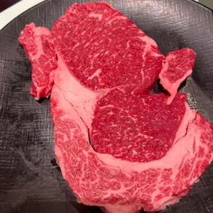 꾸석지돌판한우 사진