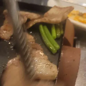 초연 사진