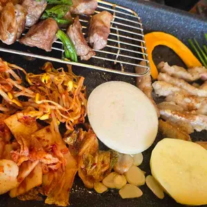 초반식당 사진