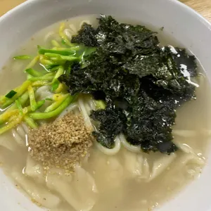 앵콜칼국수 사진