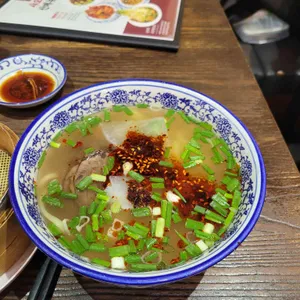 샤오바오 우육면 사진