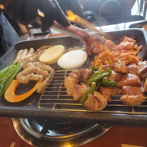 초반식당 사진