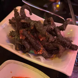 찡어찡어 사진