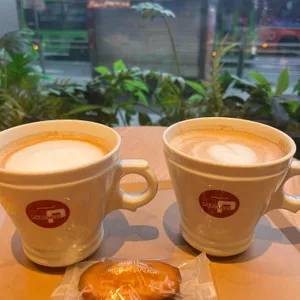 파스쿠찌 사진 2